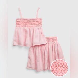 GAP Pink Matching Set with Sleeveless Top and Coral Accents